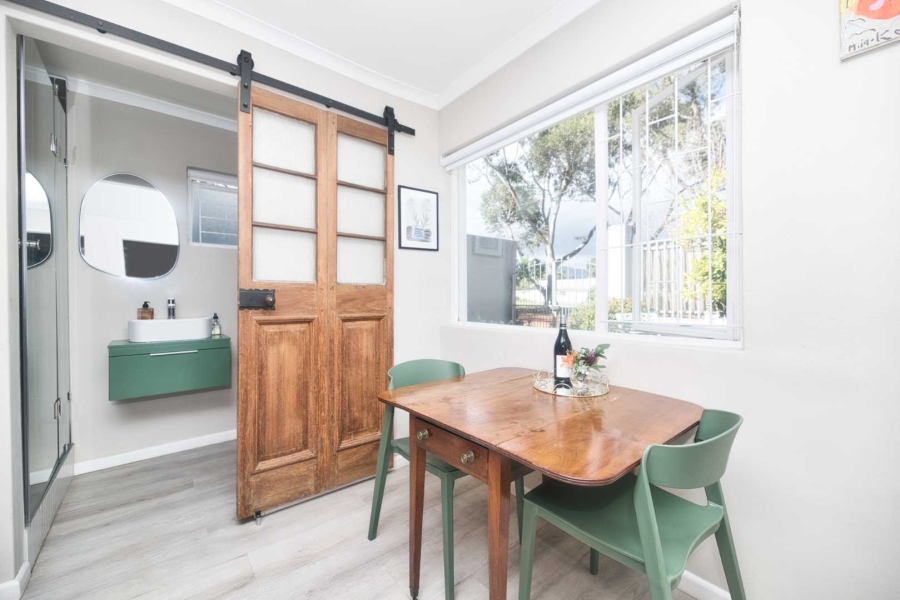 6 Bedroom Property for Sale in Northcliff Western Cape